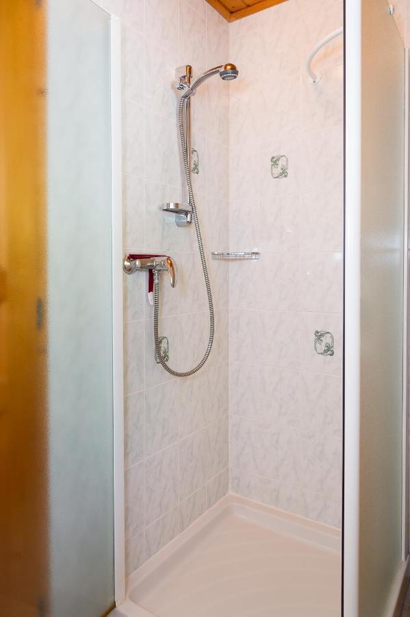 Chambre D'Hote La Petite Bergerie Abondance エクステリア 写真