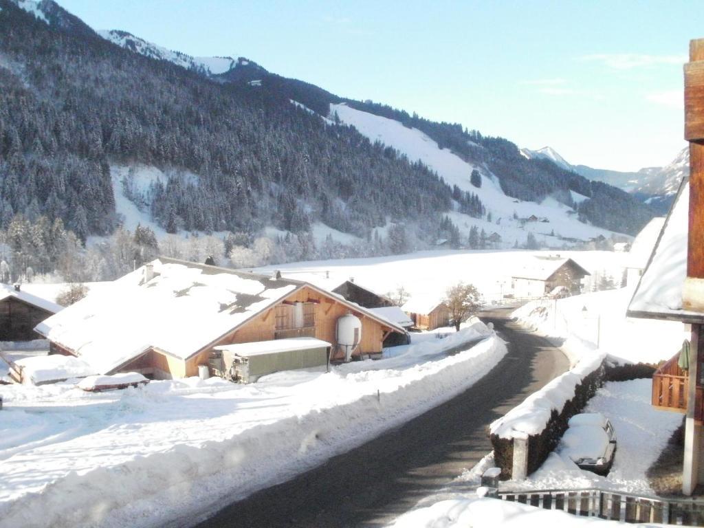 Chambre D'Hote La Petite Bergerie Abondance エクステリア 写真